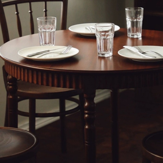 Rustic Mango Solid Wooden Dining Table In Vintage Style In Honey Finish thumbnail 4