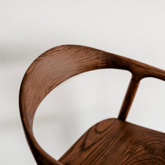 Rustic Mango Solid Wooden Chair In Modern Style In Honey Finish thumbnail 2